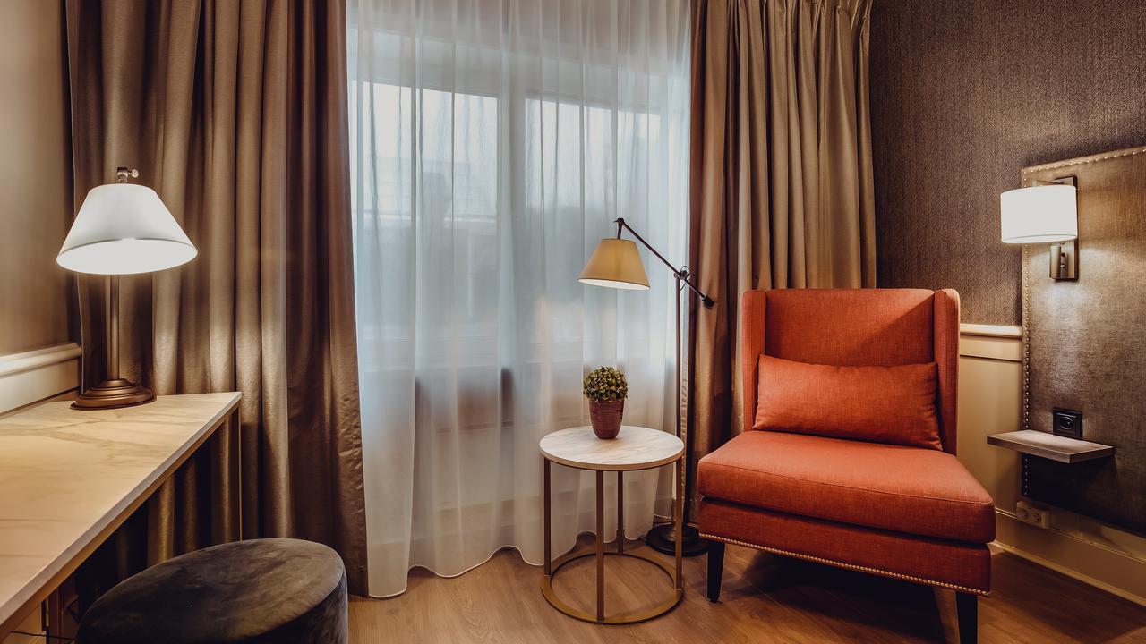 Home Hotel Grand Bodo Luaran gambar